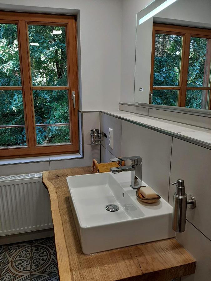 Ferienwohnung Kunst und Kulturschuppen Hasenmühle Kammerstein Exterior foto