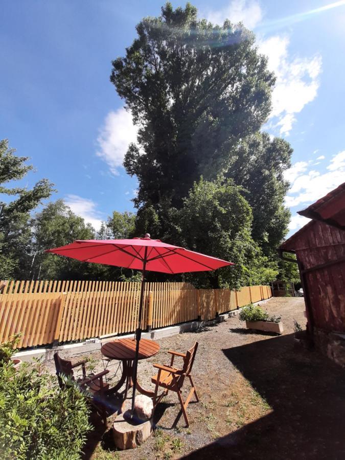 Ferienwohnung Kunst und Kulturschuppen Hasenmühle Kammerstein Exterior foto